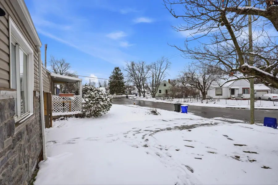 1143 Loretta Avenue, Columbus, OH 43211 - #3