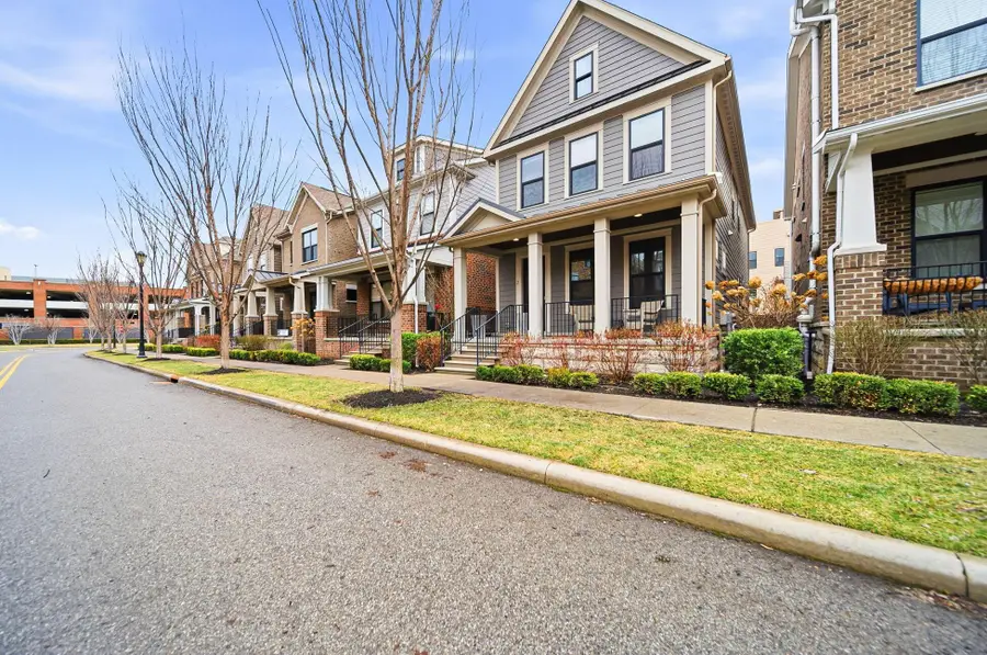 951 Hudson Crossing, Grandview Heights, OH 43212 - #2