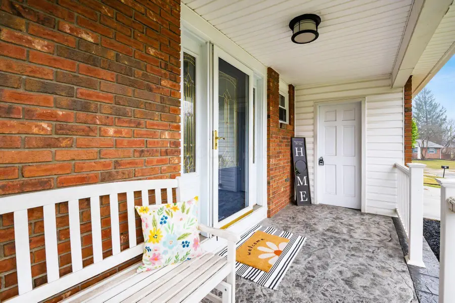 62 St Stephens Court, Columbus, OH 43230 - #3