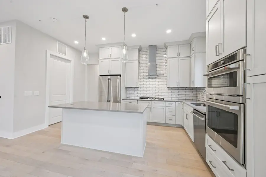 2867 Kobuk Drive, Columbus, OH 43228 - #3