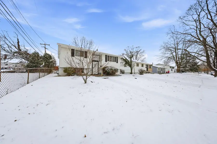 4020 Briggs Road, Columbus, OH 43228 - #2