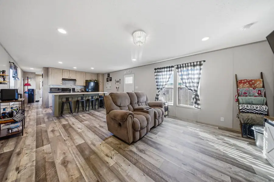 27 Colony Drive, Fredericktown, OH 43019 - #2