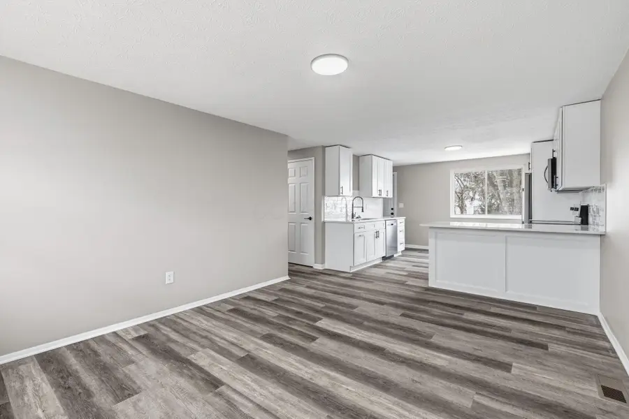 3247 Winding Creek Drive, Columbus, OH 43223 - #3