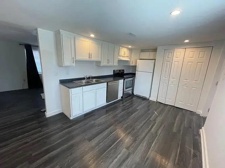 7 Maple Street, Delaware, OH 43015 - #3