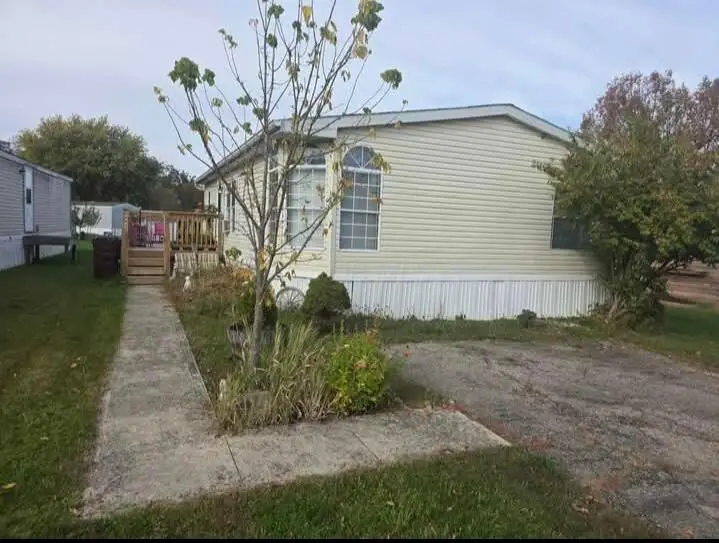 5965 Harrisburg Georgesville Road, Grove City, OH 43123 - #2