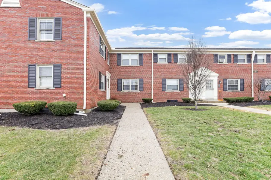 1083 Sells Avenue, Columbus, OH 43212 - #2