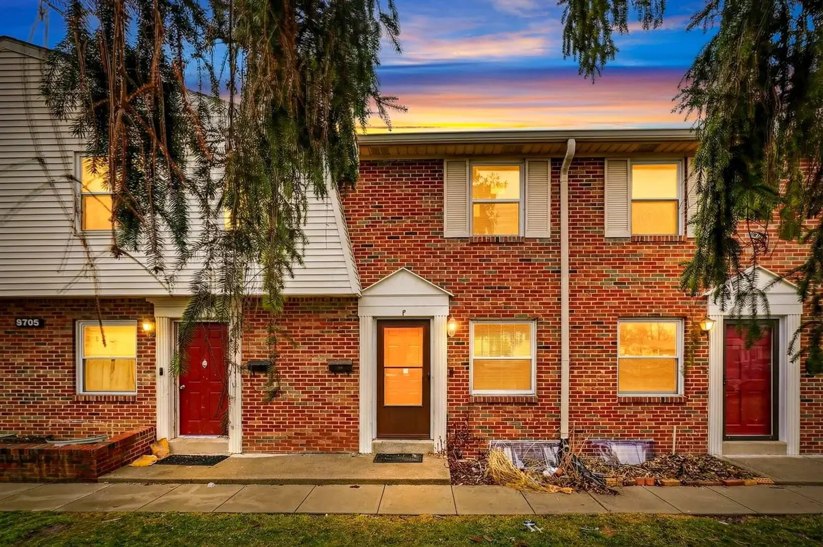 5705 Tamarack Boulevard W, Columbus, OH 43229 - #1