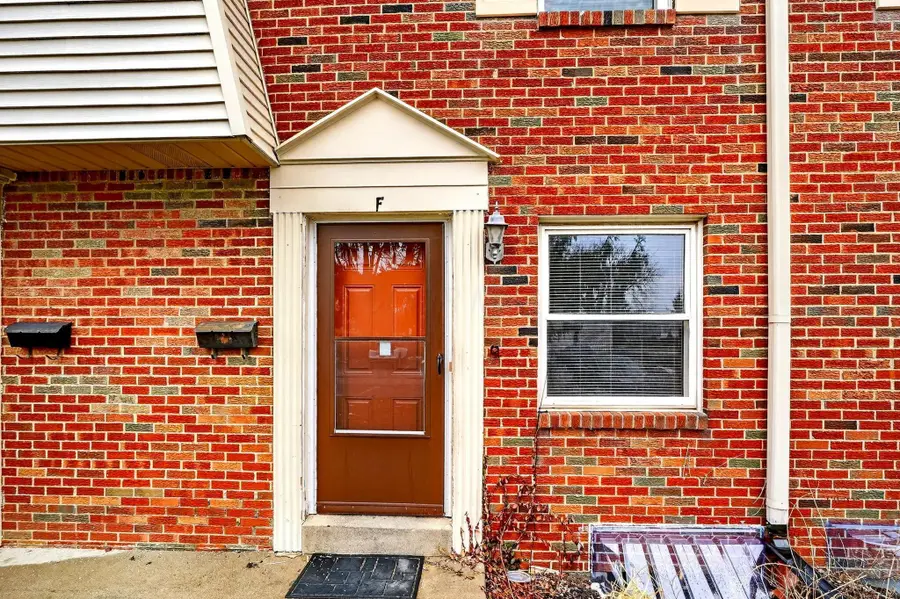 5705 Tamarack Boulevard W, Columbus, OH 43229 - #2