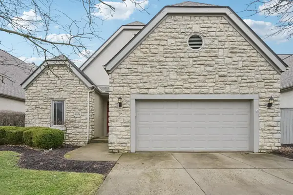 9978 Lavenham Circle W, Powell, OH 43065