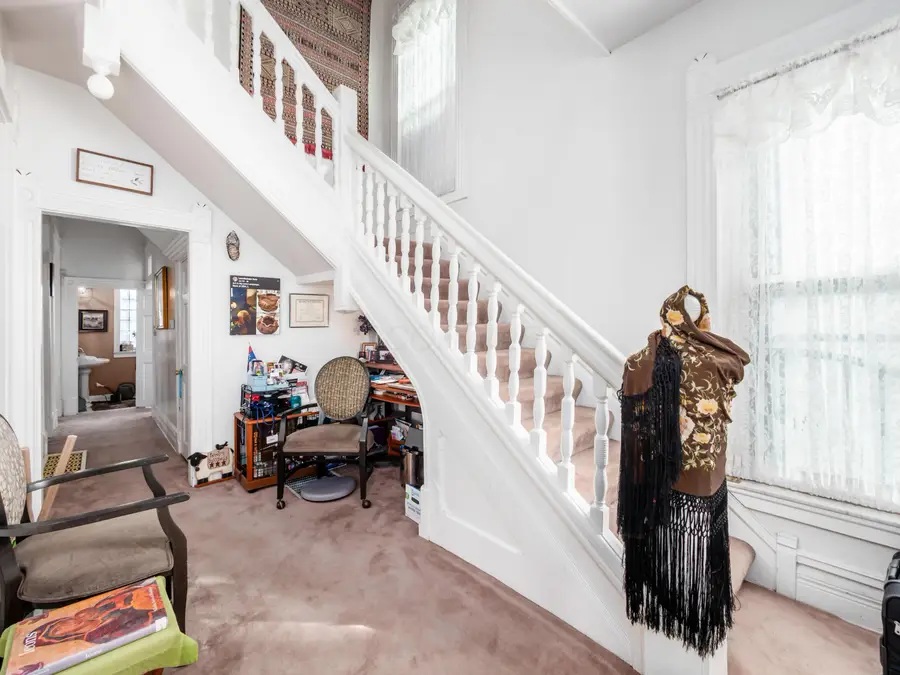 230 N 17th Street, Columbus, OH 43203 - #2