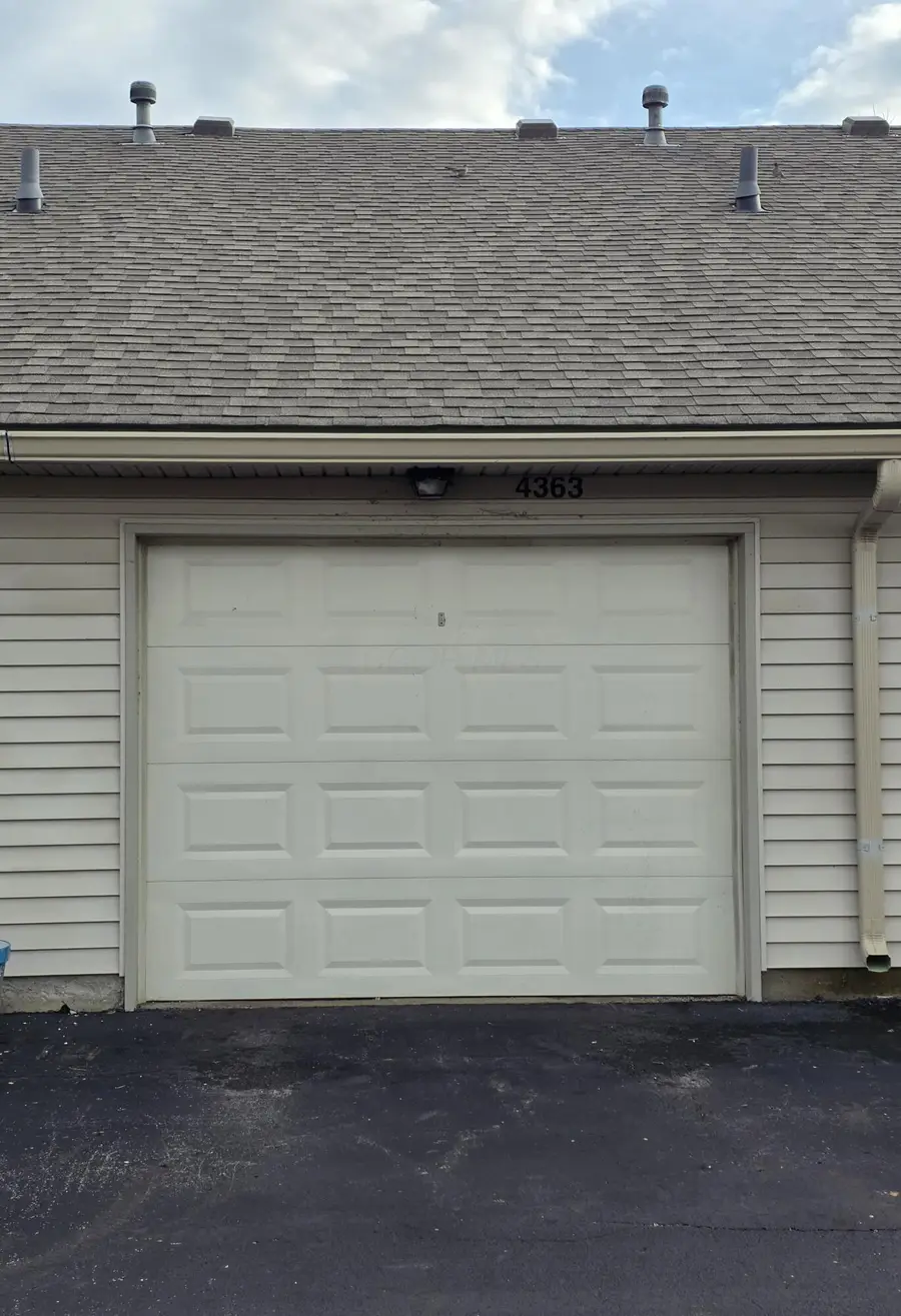 4363 Seahorse Lane, Groveport, OH 43125 - #2