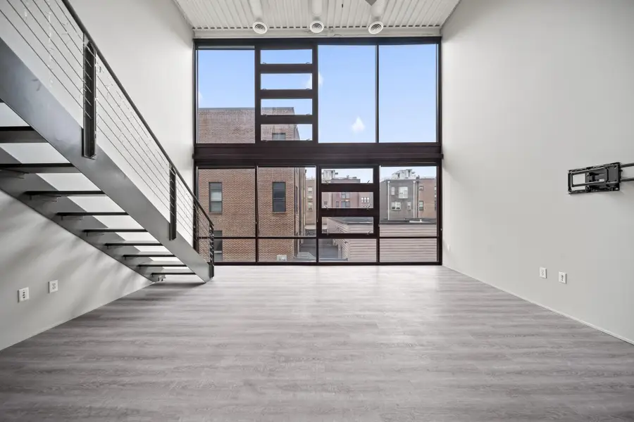 367 Auden Avenue, Columbus, OH 43215 - #3