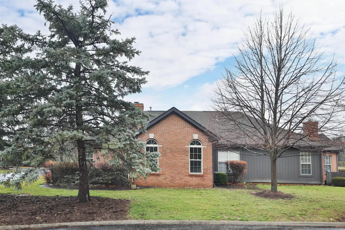 2667 Trottersway Drive, Columbus, OH 43235 - #1