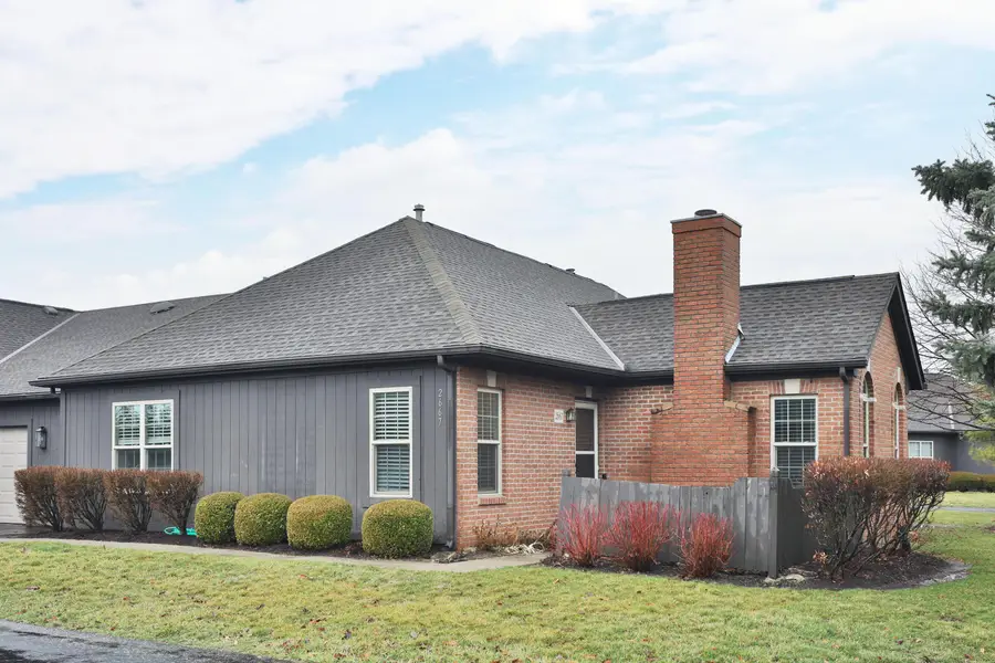 2667 Trottersway Drive, Columbus, OH 43235 - #3