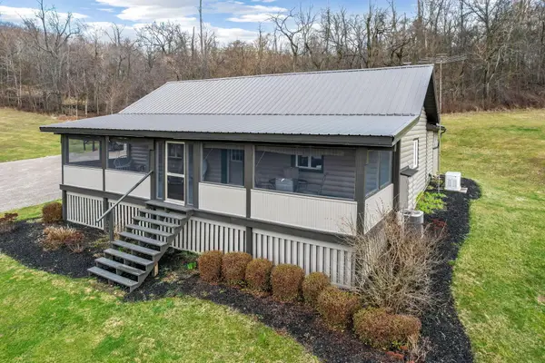 9273 Mulberry Road, Mount Perry, OH 43760