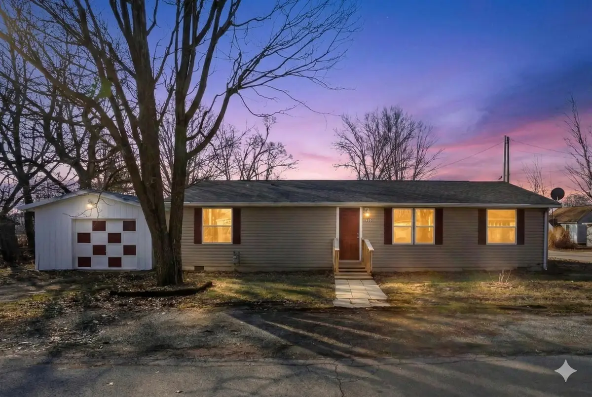 215 Barton Street, Ashley, OH 43003 - #1