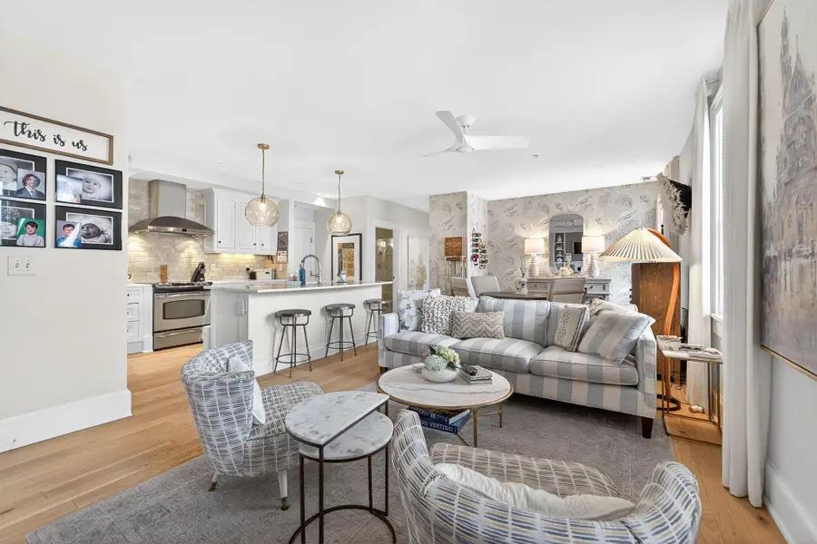 649 High Street, Worthington, OH 43085 - #2