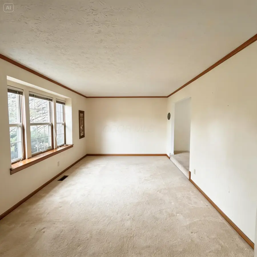 3985 Spyglass Drive, Columbus, OH 43228 - #2