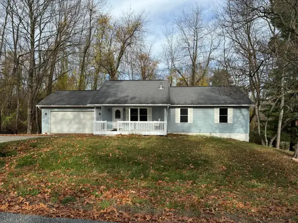 629 Mcintosh Drive, Howard, OH 43028