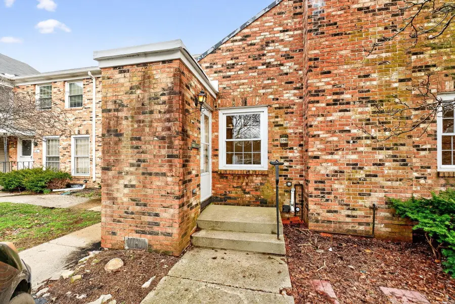 5368 Yorkshire Vlg Lane, Columbus, OH 43232 - #2