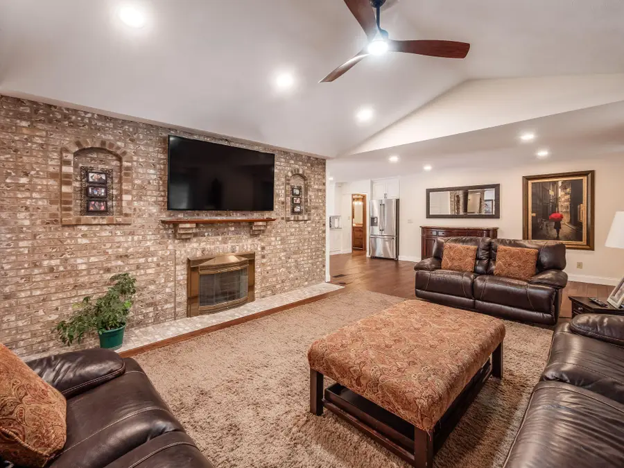 2295 Olmstead Road, West Jefferson, OH 43162 - #3