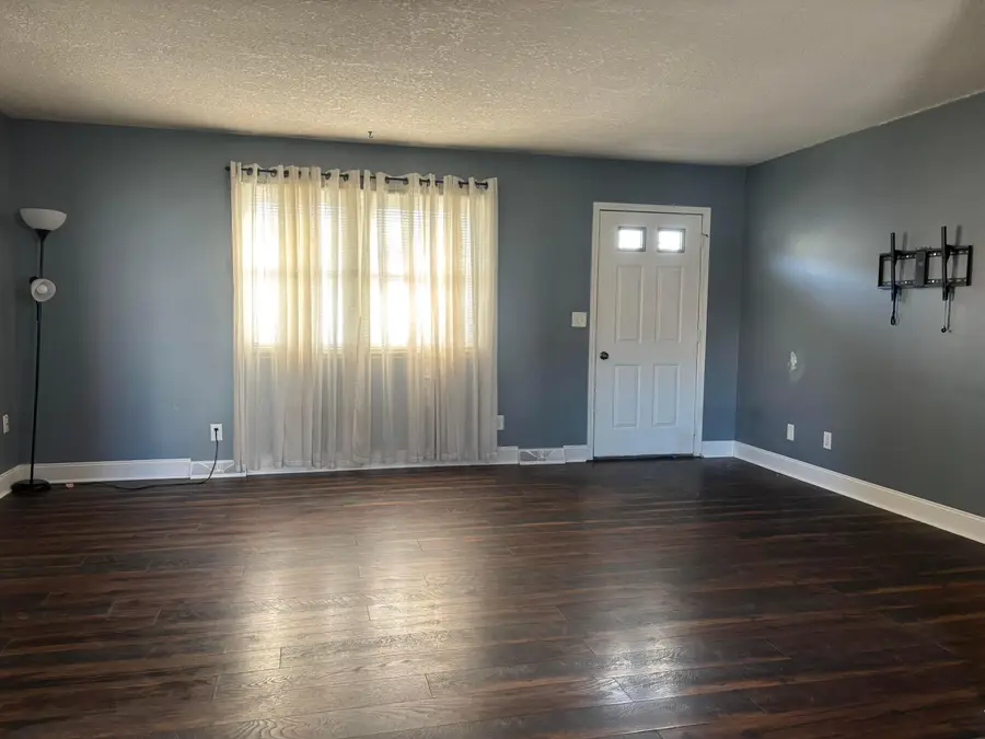 616 Huron Drive, Heath, OH 43056 - #3