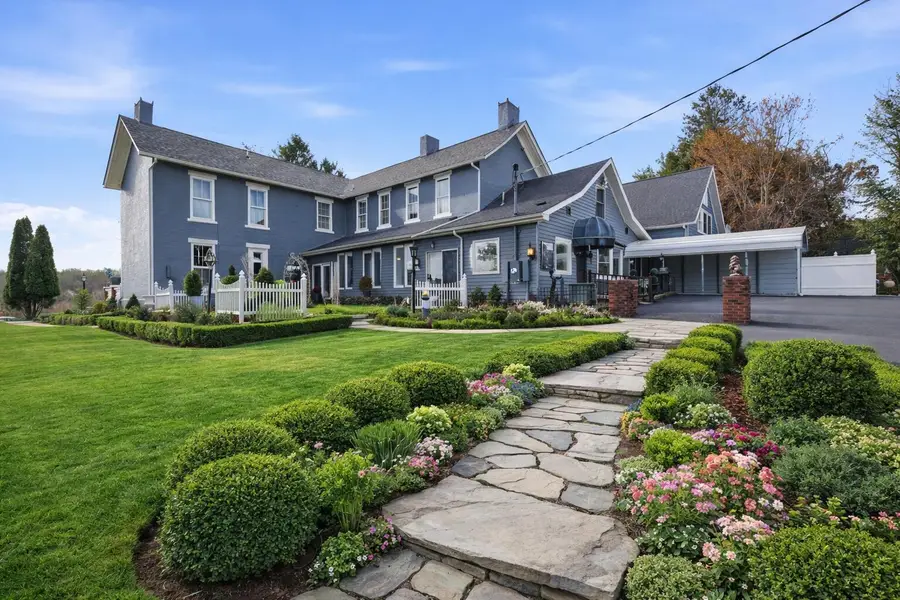 284 N Kennebec Avenue, McConnelsville, OH 43756 - #2