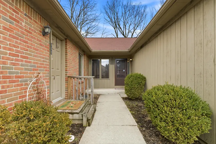 111 Groton Drive, Westerville, OH 43081 - #2