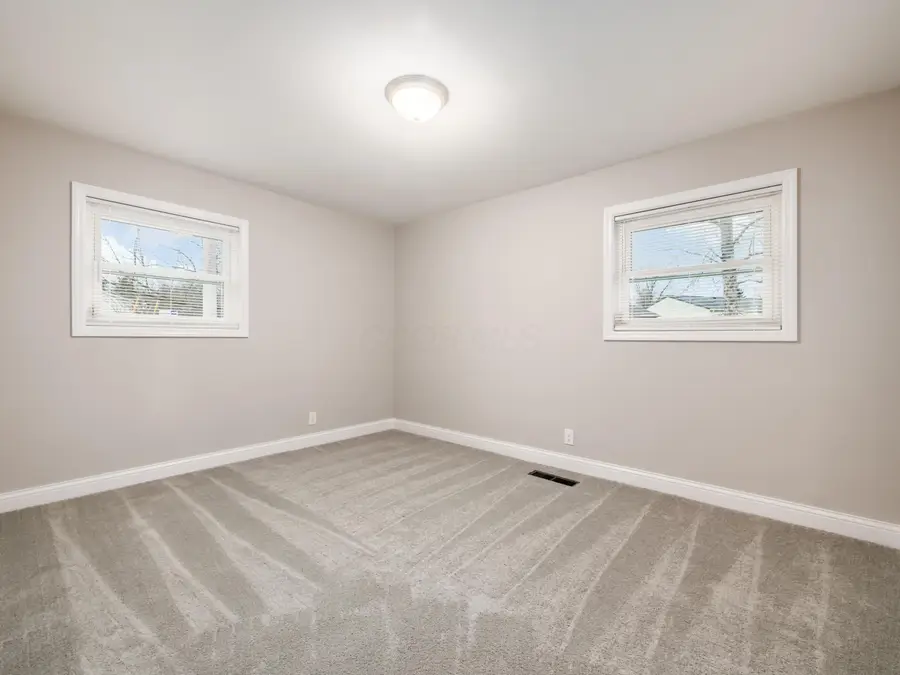 7238 Saratoga Avenue, Reynoldsburg, OH 43068 - #3