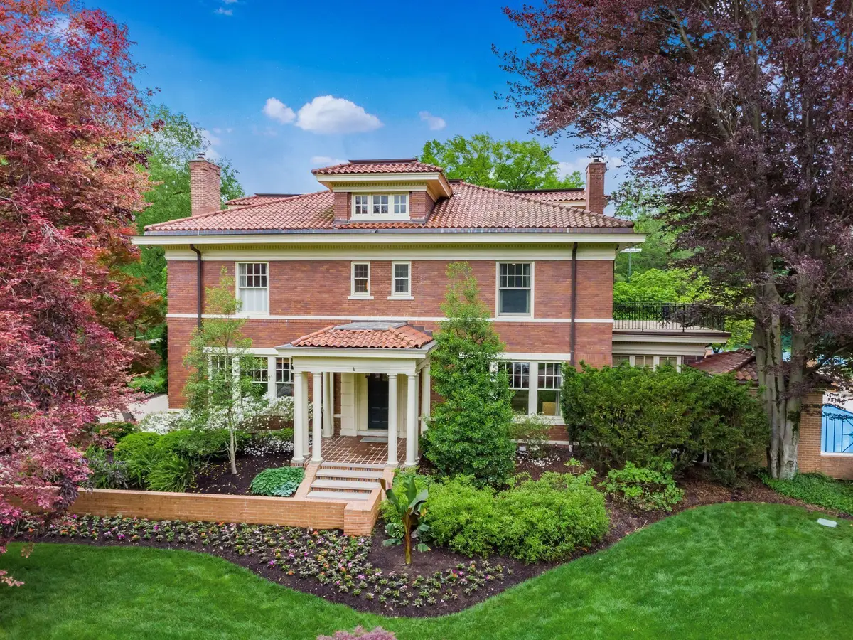 140 N Parkview Avenue, Bexley, OH 43209 - #1