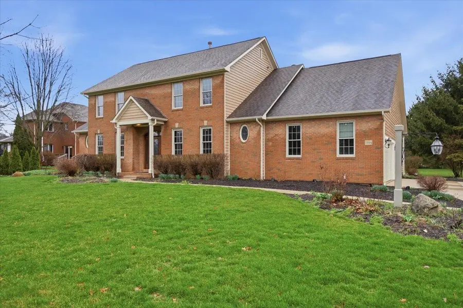 7894 Windsor Avenue Nw, Canal Winchester, OH 43110 - #2