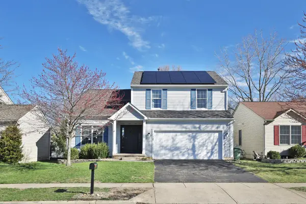 348 Holly Grove Road, Lewis Center, OH 43035