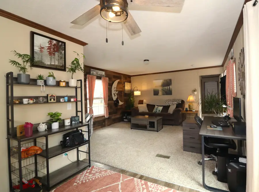 248 Thorn Locust Lane, London, OH 43140 - #3