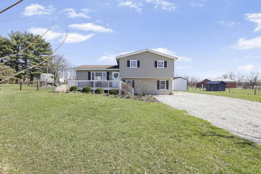 25864 Shoemaker Road, Circleville, OH 43113 - #2