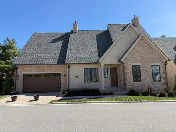 92 Barrington Place, Powell, OH 43065