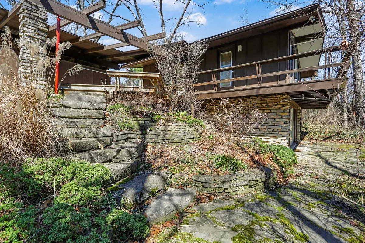 820 Old Woods Road, Columbus, OH 43235 - #1