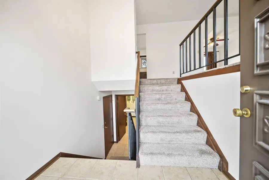 357 Highland Way, Worthington, OH 43085 - #2