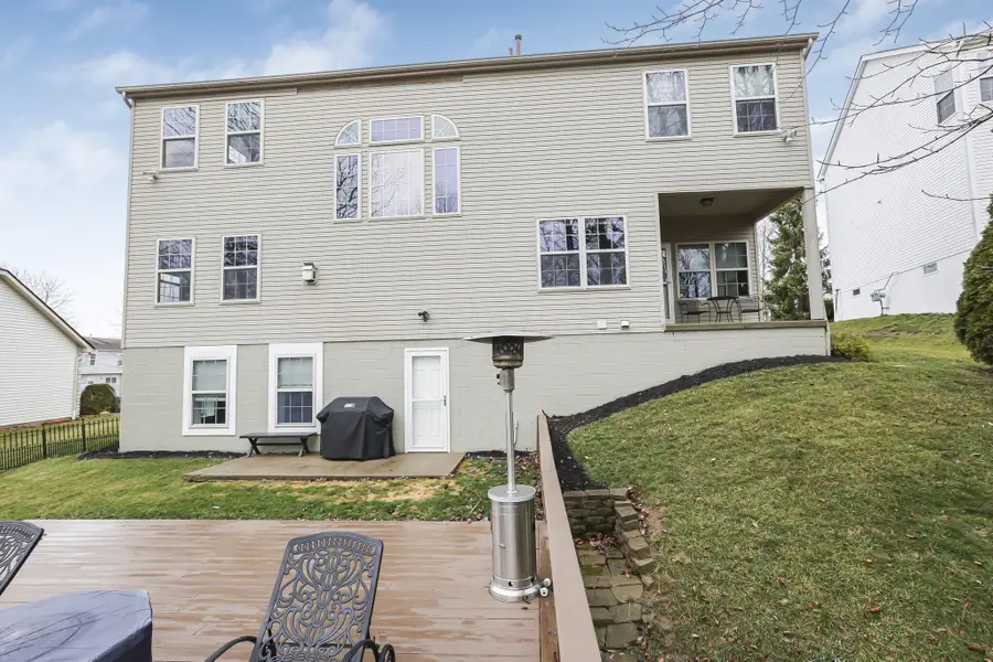 310 Weatherburn Drive, Pataskala, OH 43062 - #3