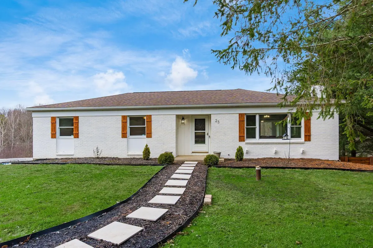 23 Woody Knoll Drive, Thornville, OH 43076 - #1