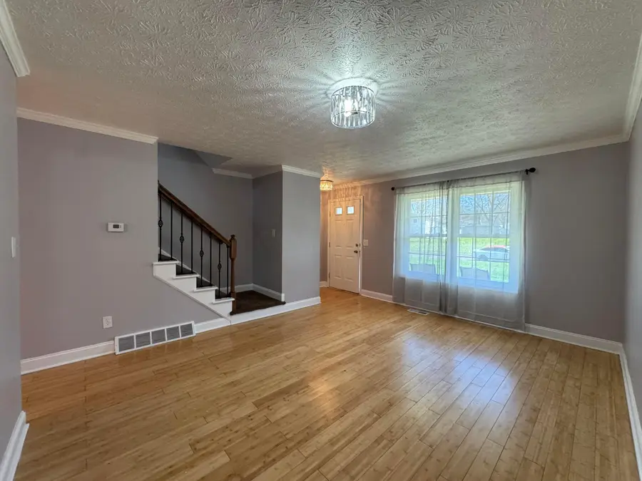 3493 Sunset Drive, Columbus, OH 43221 - #2