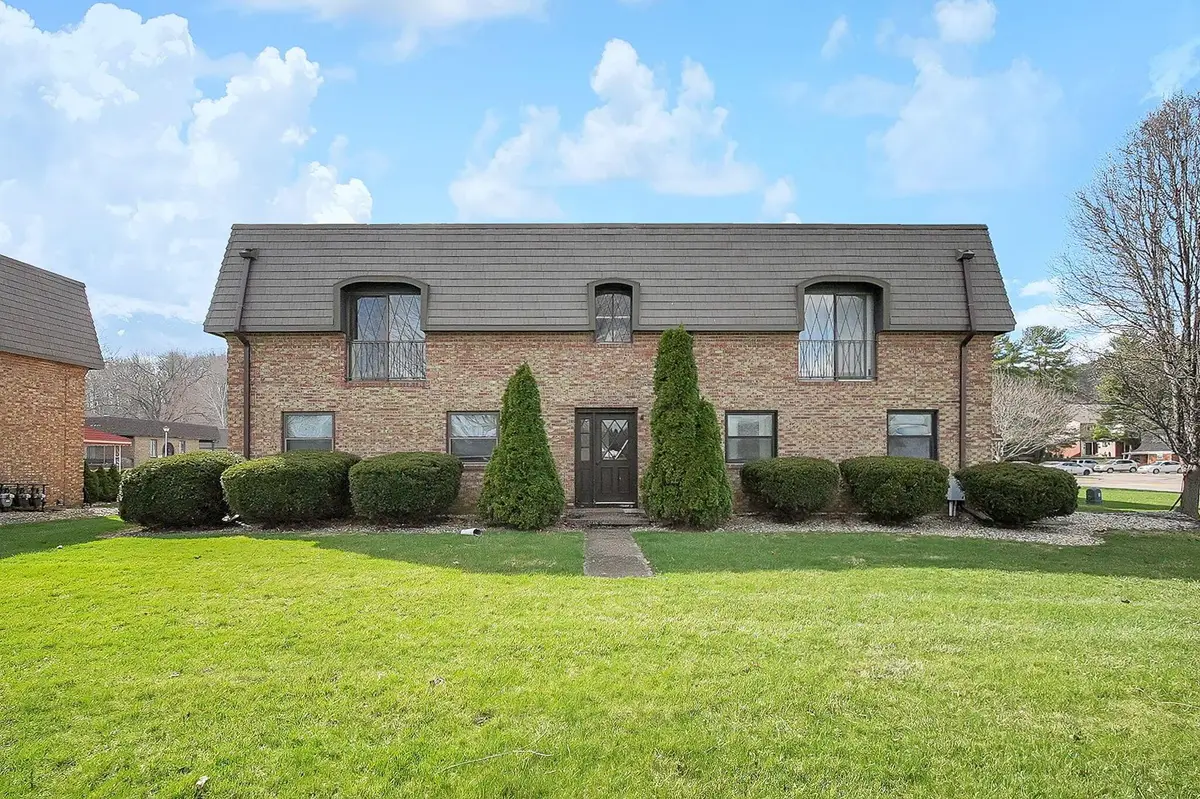 625 Country Club Drive, Newark, OH 43055 - #1