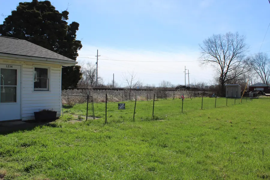 1234 Williams Drive, Circleville, OH 43113 - #3