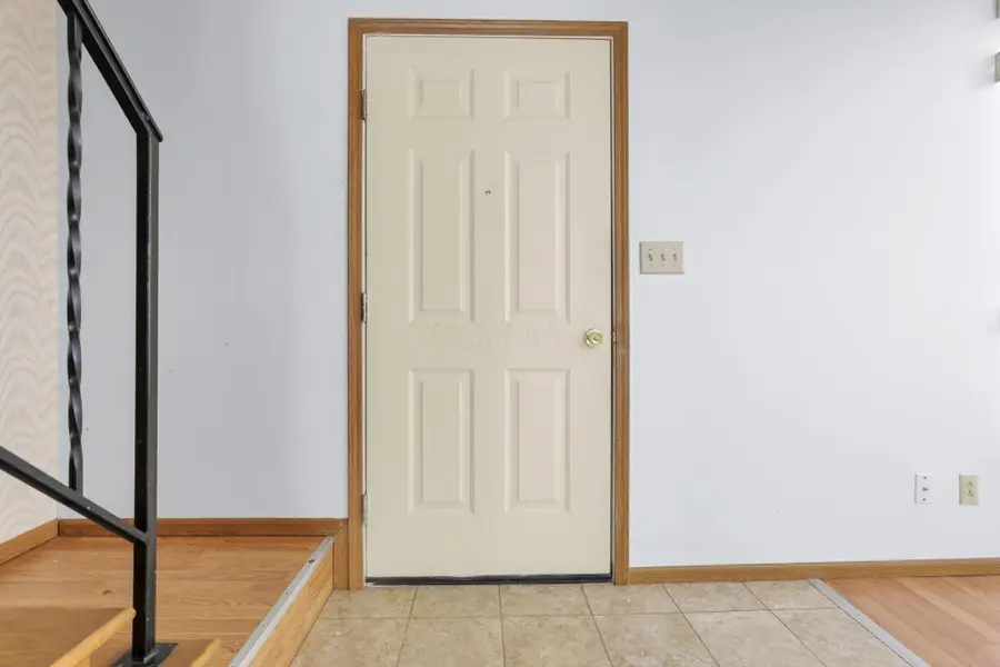 1593 Raspberry Run Drive, Columbus, OH 43204 - #2