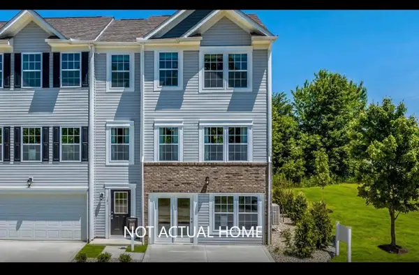 124 Sitka Willow Drive, Etna, OH 43068