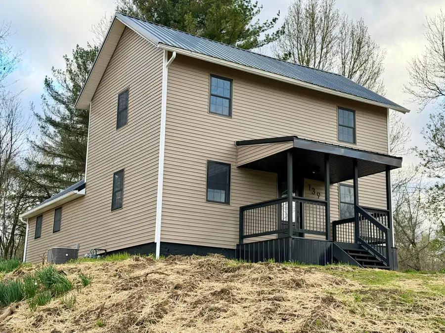 139 W High Street, Glenford, OH 43739 - #2