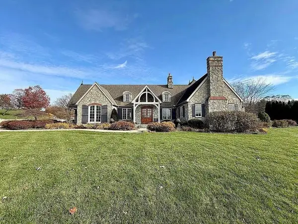 1436 Greenbrier Drive, Mount Vernon, OH 43050