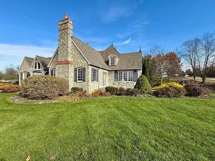 1436 Greenbrier Drive, Mount Vernon, OH 43050 - #3