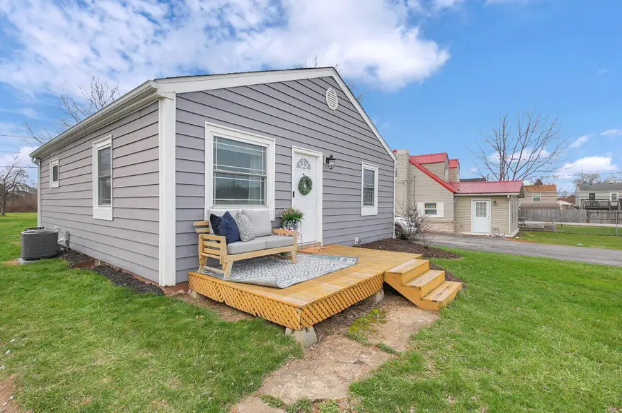 1041 Meadow Lane, Columbus, OH 43207 - #2