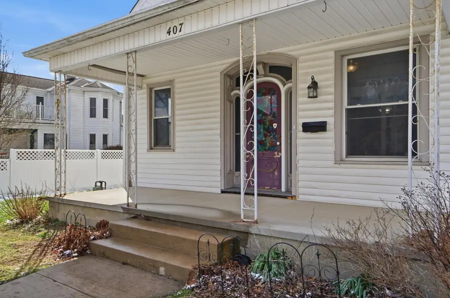 407 S Main Street, Baltimore, OH 43105 - #3