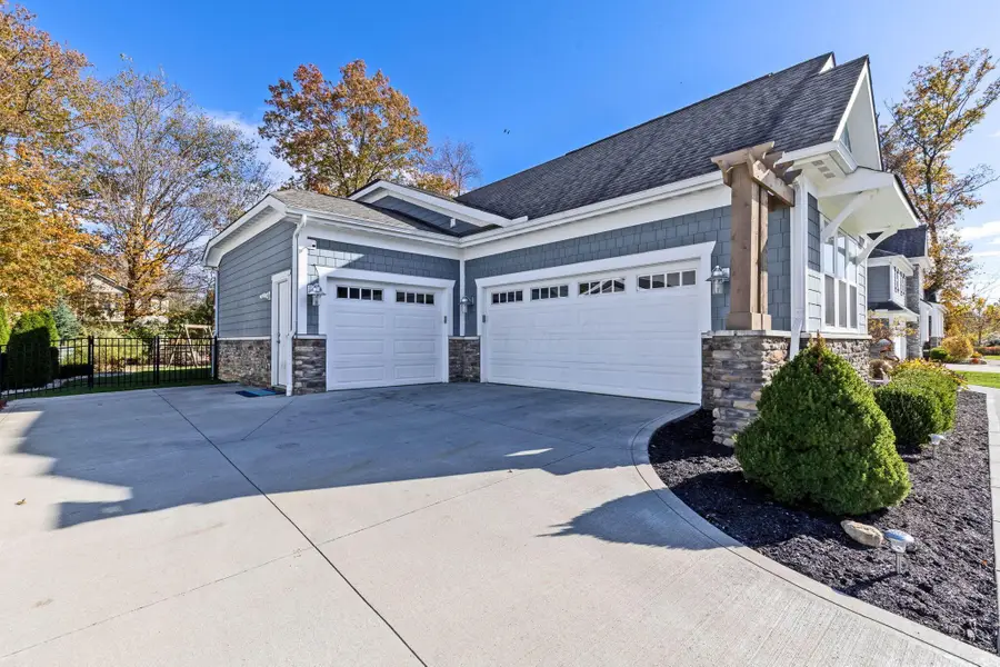 5505 Holiston Court, Galena, OH 43021 - #2
